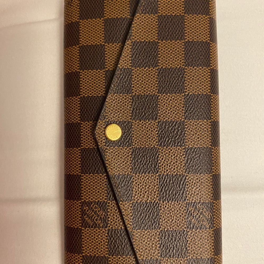 Louis Vuitton Sarah wallet